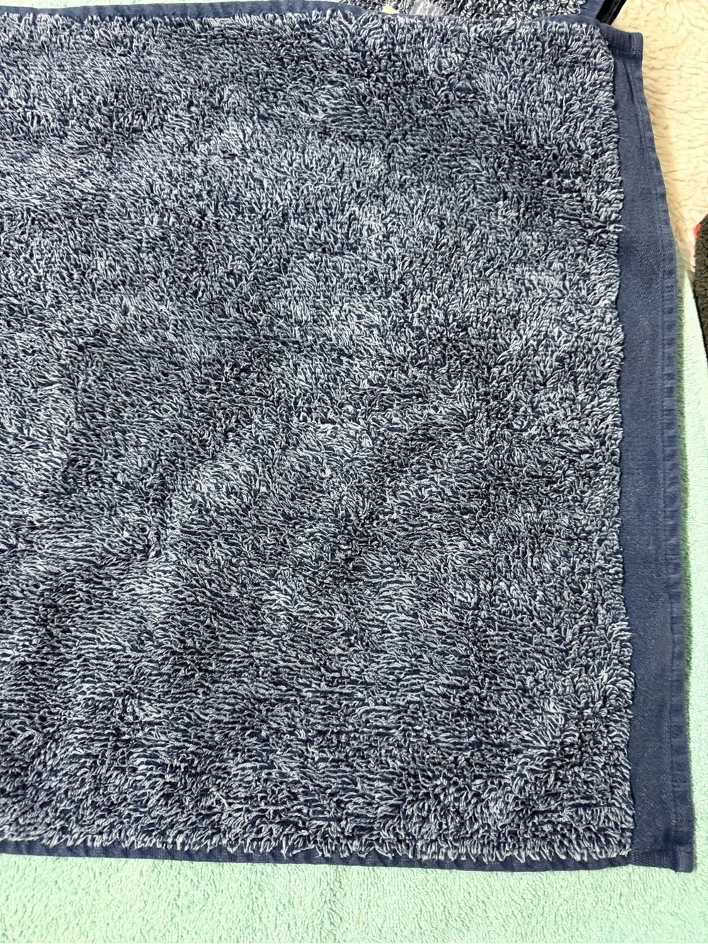 Pottery Barn (2) 11”x11” (1) 19.5”W x28”L Navy Blue Plush Terry Hand Towel